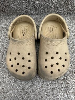 CROCS Kids Classic Clog in Tan